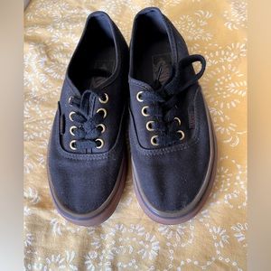 Women’s black vans size 5